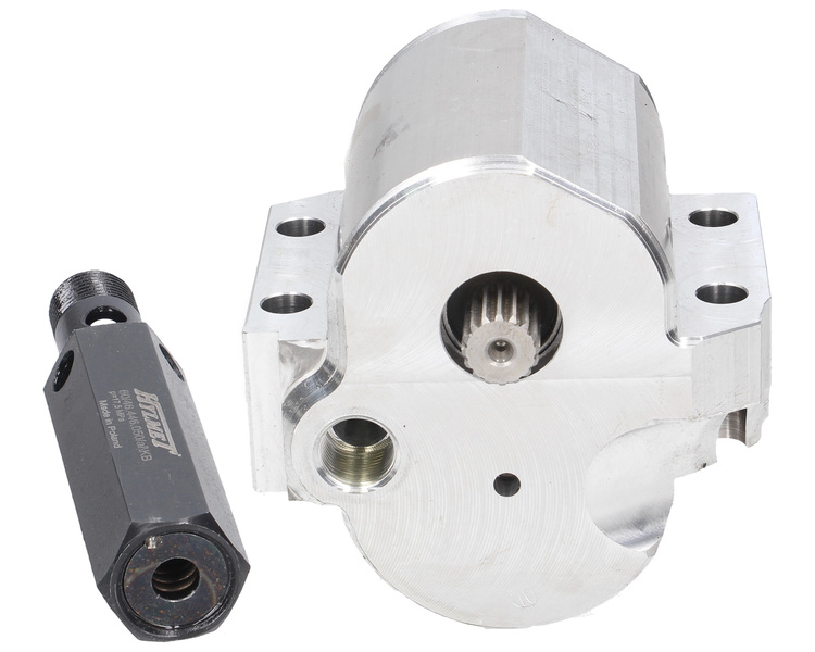 Pompa hydrauliczna Zetor 10/70.114.610 aluminiowa wzmocniona + zawór bezpieczeństwa