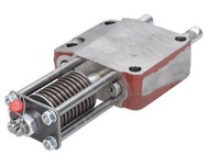 Rozdzielacz hydrauliczny wzmacniacza momentu i sprzęgła WOM silnik 4-cylindry Ursus C-385 i pochodne