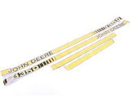 naklejka, logo na maskę John Deere 3350