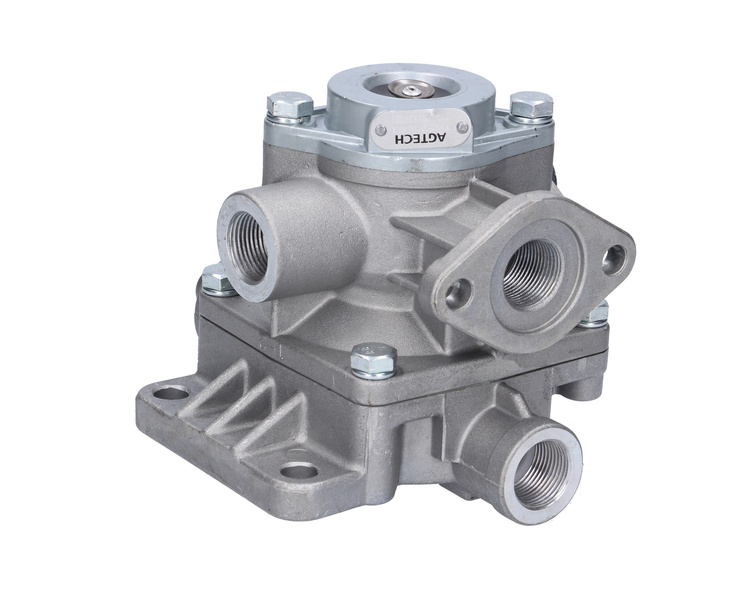 Zawór sterujący HZS-4 przyczepa D-35 D-47 D-50 7031132001
