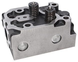 Głowica silnika kpl.z zaworami Ursus C-360 46505110