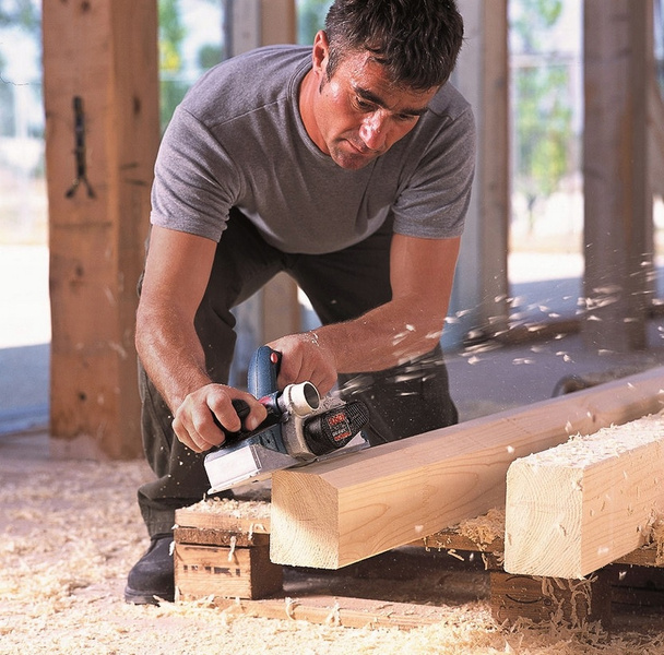 Strug elektryczny 850W GHO 40-82 C BOSCH