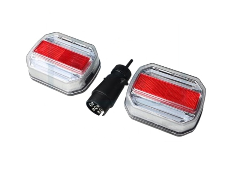 Lampy tylne bezprzewodowe 4 funkcje z dynamicznym kierunkiem