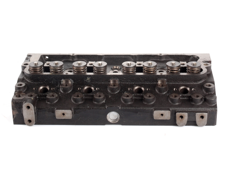 Głowica silnika kompletna Ursus 4512 Massey Ferguson 3132406K91